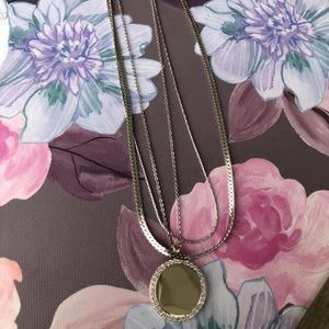 🌟2 for $25 - add to bundle for deal!! 🌟 Chloe & Isabel necklace